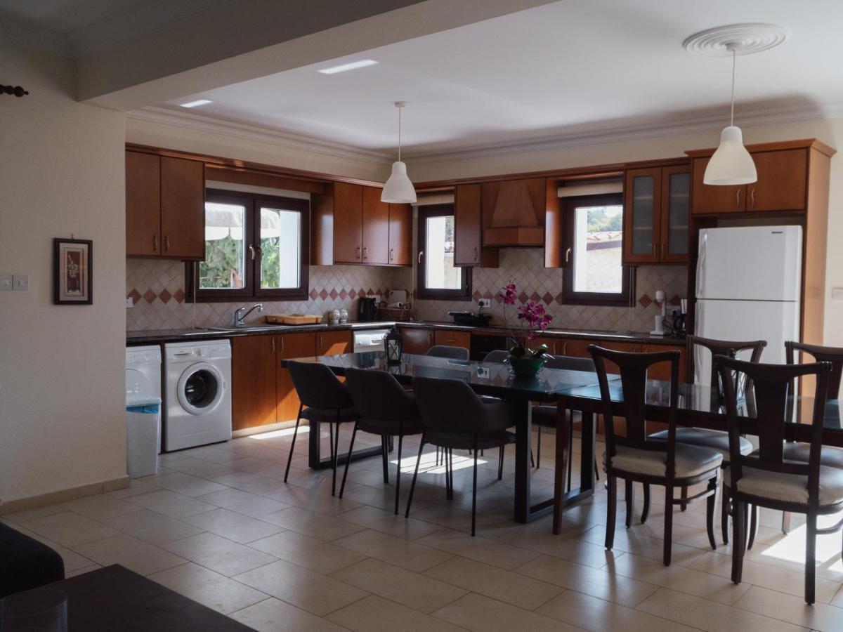 Villa Nikolina Dhrousha Zewnętrze zdjęcie