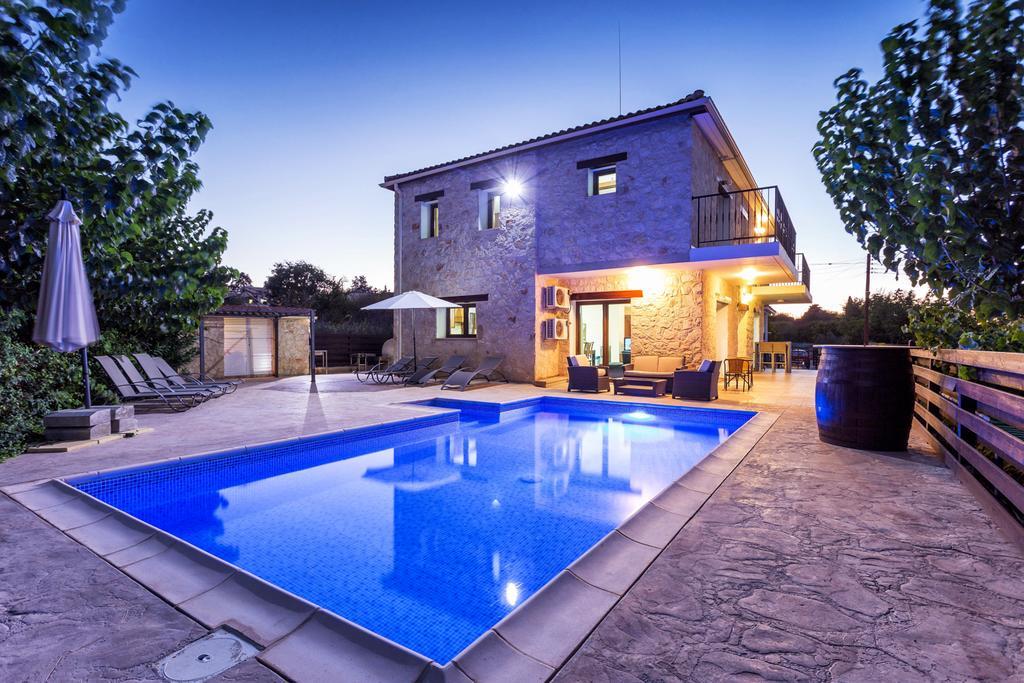Villa Nikolina Dhrousha Zewnętrze zdjęcie